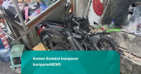 Mobil Listrik di Jakut Tabrak Pejalan Kaki hingga Motor: 5 Orang Terluka