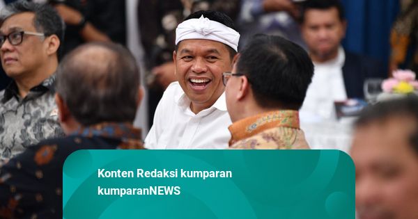 KDM Sidak Banjir Cirebon: Tanpa Protokoler, Pakai Sandal Jepit