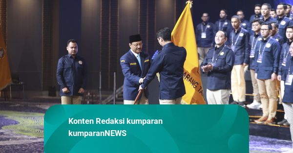 Gus Ipul Resmi Kukuhkan Pengurus Nasional Karang Taruna 2025-2030