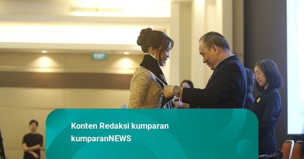 Freeport Apresiasi Generasi Muda dari Suku Amungme dan Kamoro Raih Gelar Dokter