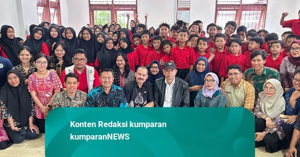Kunjungi SRMP 2 Medan, Wamensos Bangkitkan Semangat Siswa Sekolah Rakyat