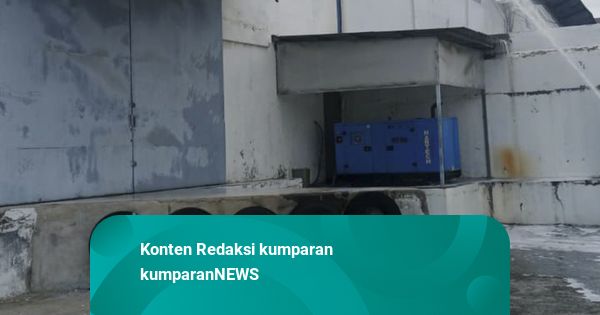 Gudang di Kalideres Jakbar Terbakar, 18 Unit Damkar Dikerahkan