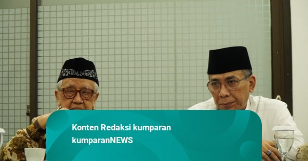 Gus Yahya Berkunjung ke Ponpes Tebuireng Jombang, Penuhi Panggilan Kiai Sepuh NU