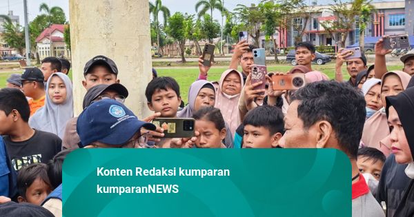 Mu'ti Temui Guru-Siswa di Aceh Tamiang: Perbaikan Sekolah Februari 2026