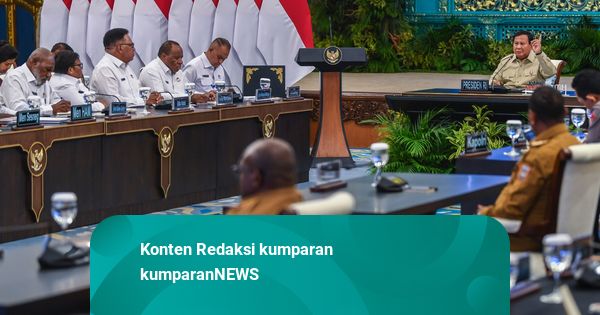 Prabowo Tanggapi Kritik Pakai Perumpamaan 'Bangun Jembatan'