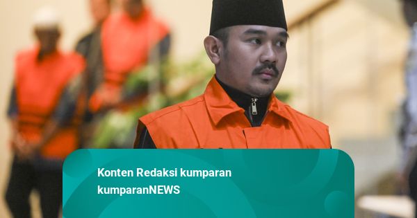 Bupati Ade Kuswara Usai Diperiksa KPK: Semoga Kab Bekasi Maju, Lebih Sejahtera
