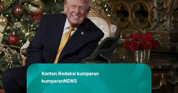 Trump Serang Oposisi Saat Ucapkan Selamat Natal, Klaim Ekonomi AS Menguat