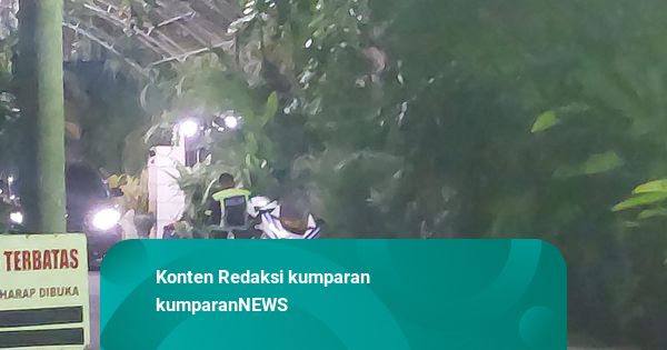 Eggi Sudjana Temui Jokowi di Solo