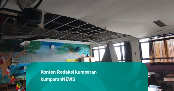 Wakepsek SDN Pademangan Timur 05: Plafon Ambruk Saat Siswa Sedang Belajar