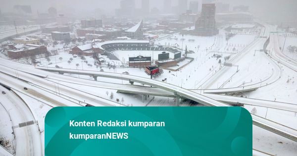 AS Dilanda Badai Salju, 30 Orang Tewas