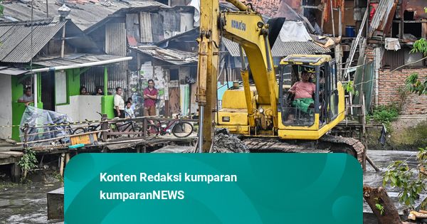 Foto: Cegah Banjir, Dinas SDA DKI Normalisasi Kali Grogol