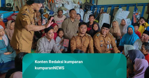 Foto: Tanah Tegal Bergerak, Pemerintah Pastikan Hunian Tetap untuk Warga