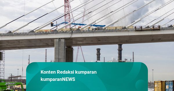 Trump Ancam Larang Pembukaan Jembatan AS-Kanada Senilai Rp 79 Triliun
