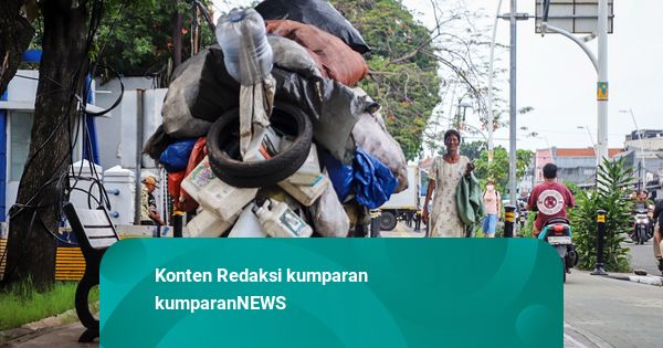 Foto: Fenomena Manusia Gerobak Kembali Marak di Jakarta Jelang Ramadan
