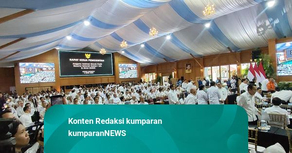 Menteri-Eselon 1 Tiba di Istana Jelang Rapat Kerja Pemerintah-Taklimat Prabowo