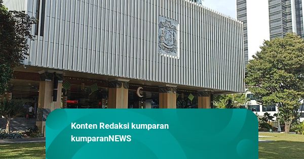 Melihat Kondisi Balai Kota DKI Jakarta di Hari Pertama WFH ASN