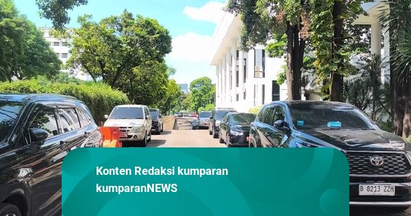 Suasana Hari Pertama WFH ASN di Kantor Kemensetneg RI