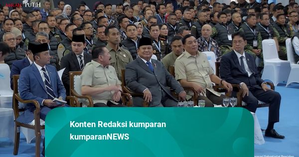 Prabowo Tiba di Kejagung, Saksikan Penyerahan Uang Rp 11,4 T dari Satgas PKH