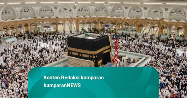 Pemandangan Langka: Struktur Ka'bah Terlihat Tanpa Kiswah