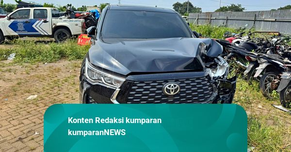 Pemobil Kabur Usai Tabrak Sejumlah Motor di Karawang, Ditangkap di Tol Japek