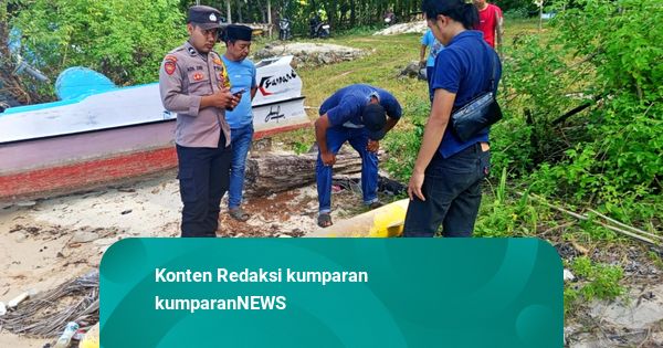 Warga Sumenep Digegerkan Penemuan Benda Diduga Torpedo di Bibir Pantai