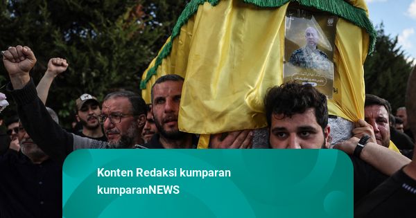 Foto: Pemakaman Massal Pejuang Hizbullah di Lebanon