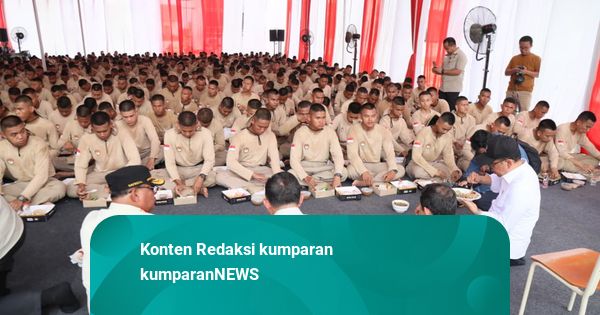 Hangat dan Sederhana, Momen Makan Siang Mendagri bersama Praja IPDN di Aceh