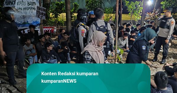 Polisi Sita Senjata Tajam dari Bentrok Mahasiswa-Massa Baju Ojol di Makassar