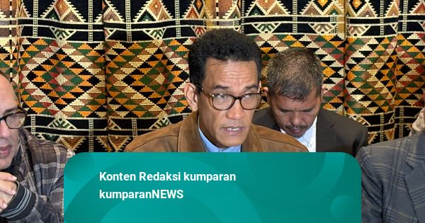 Roy Suryo-dr Tifa Dirawat Usai Jalani Tes Kesehatan di RS Polri