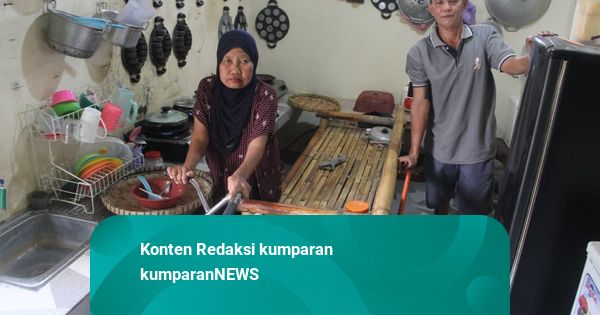 Banting Tulang Pasutri Disabilitas di Kudus Hidup dari Kue Rangi & Wingko Babat