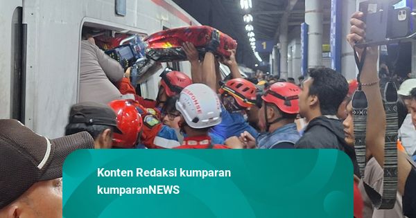 KA Argo Bromo Tabrak KRL di Bekasi: Sejumlah Penumpang Terjepit