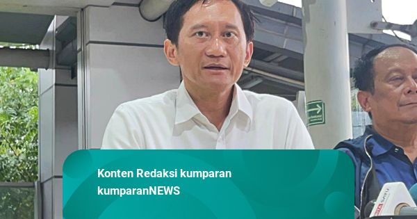 Buntut Tabrakan KA vs KRL di Bekasi, Anggota Komisi VI Desak Dirut KAI Mundur