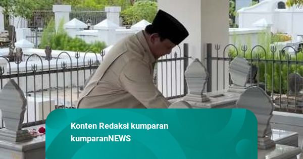 Prabowo Ziarah ke Makam Kakek-Neneknya di Banyumas