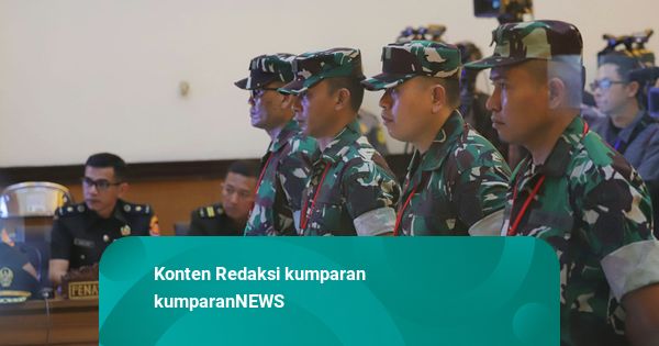 Dakwaan: Komandan Markas BAIS TNI Curiga Anak Buah Ada Luka Air Keras
