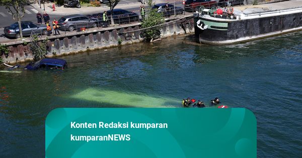 Foto: Bus Penumpang Jatuh ke Sungai Seine, Prancis