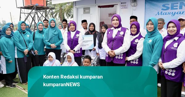 Ketum Posyandu Tri Tito Dorong Pulihkan Warga Huntara lewat Bansos dan Senam