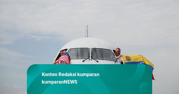 Foto: Penerbangan Langsung AS-Venezuela Kembali Dibuka Setelah 7 Tahun