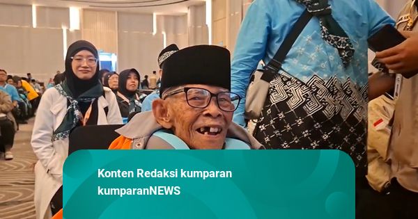 Senyum Marjiyono, Jemaah Haji Tertua Usia 103 Tahun Siap Berangkat ke Tanah Suci