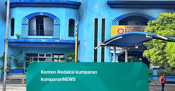 5 Orang Luka Akibat Kebakaran Metro Sport Center Semarang