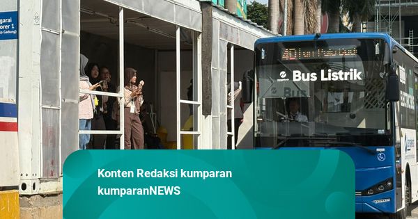 Halte Manggarai Ditutup, Penumpang Kini Naik Transjakarta via Halte Temporer