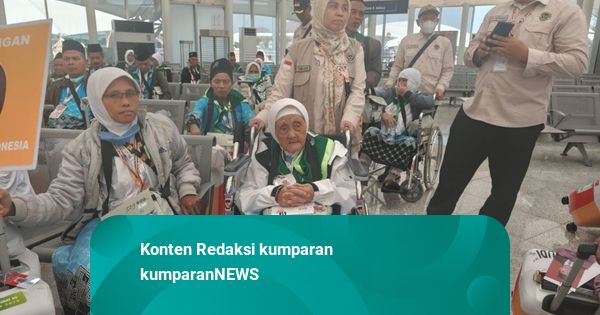 Jemaah Haji RI Gelombang II Mulai Dipulangkan dari Bandara Madinah