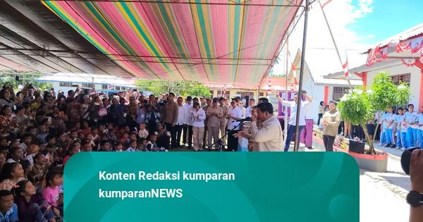 Kunjungi Miangas, Prabowo Janji Bakal Perbaiki Semua Puskesmas di Indonesia
