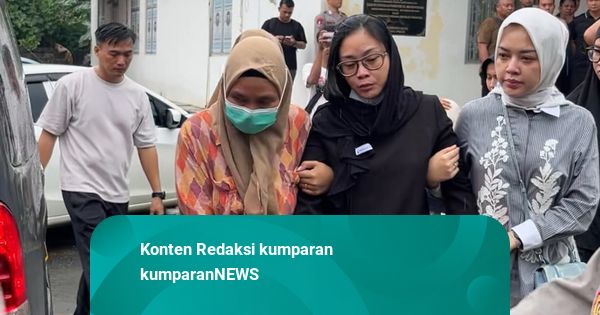 Tangis Ibu-Istri Iringi Kepergian Brigpol Arya yang Tewas Ditembak Maling Motor