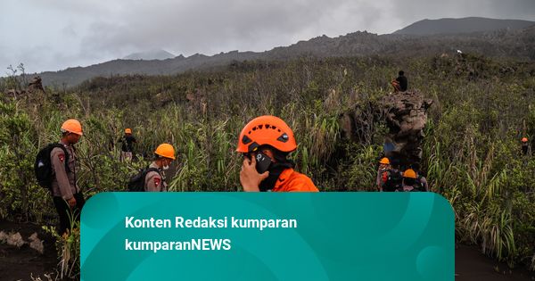 Foto: Hari Kedua Pencarian Pendaki Korban Erupsi Gunung Dukono