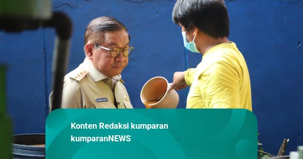 Foto: Pramono Anung Dorong Pengolahan Sampah Modern di Pasar Induk Kramat Jati