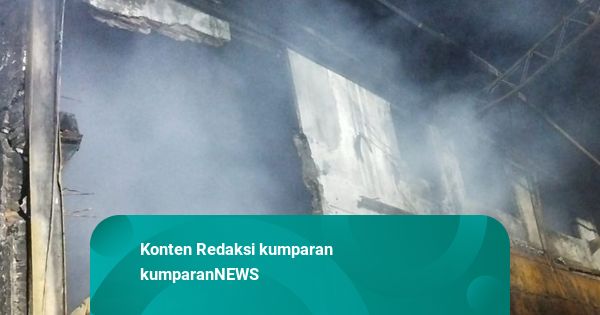 Korsleting Listrik Mesin Produksi Diduga Jadi Penyebab Gudang di Jakbar Terbakar