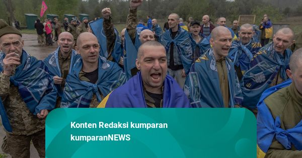 Foto: Penuh Haru, Ukraina dan Russia Tukar 205 Tawanan Perang