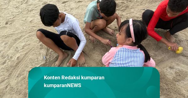 Libur Panjang, Pantai Ancol Dipadati Keluarga dan Anak-anak