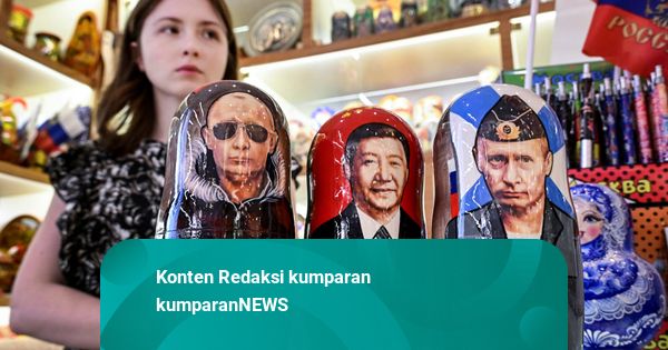 Foto: Wajah Putin dan Xi Jinping Jadi Hiasan Boneka Tradisional Rusia