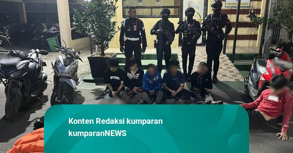 Brimob Tangkap 7 Pemuda Bawa Celurit Hendak Tawuran di Serpong, Tangsel